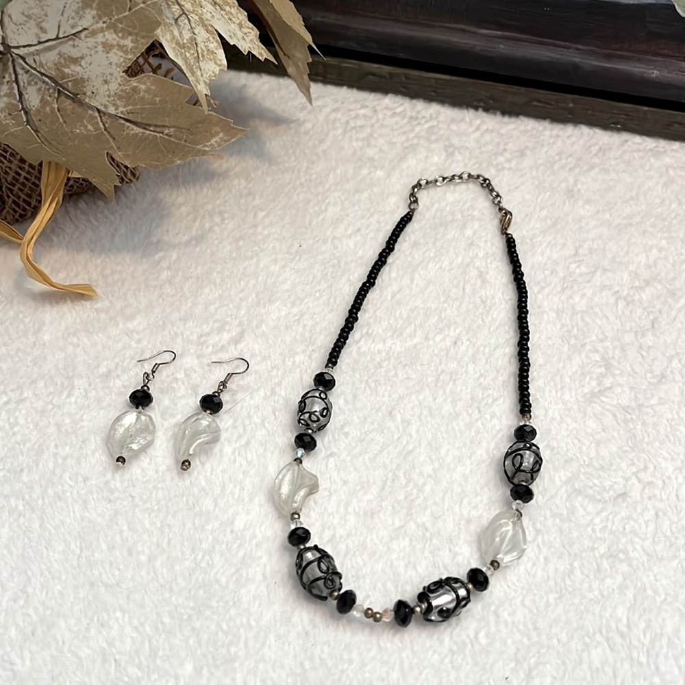 Initial Outfitters Beaded Necklace and Earring Set